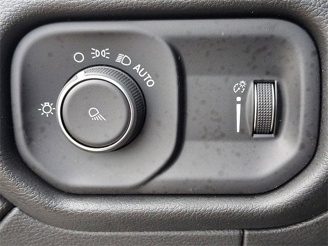 2024 RAM 2500 Tradesman Regular Cab 4x4 8' Box