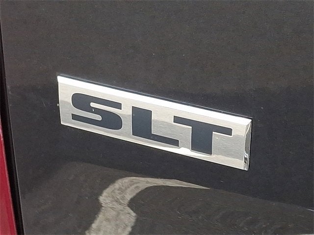 2018 RAM 2500 SLT Crew Cab 4x4 8' Box