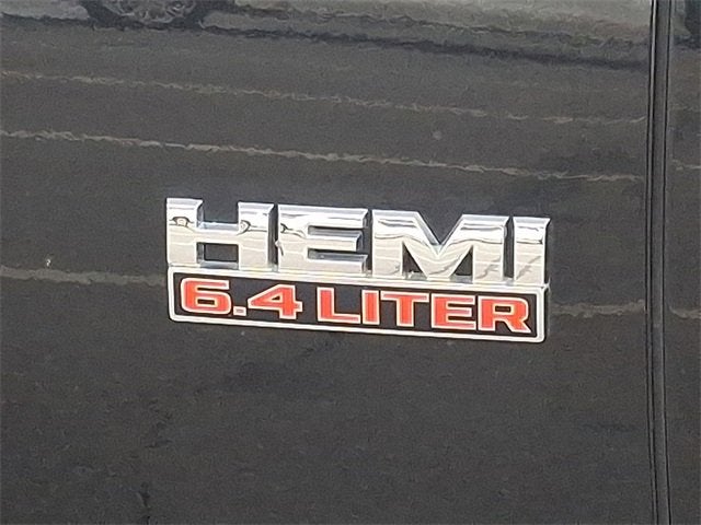 2018 RAM 2500 SLT Crew Cab 4x4 8' Box