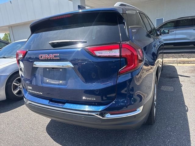 2022 GMC Terrain SLT