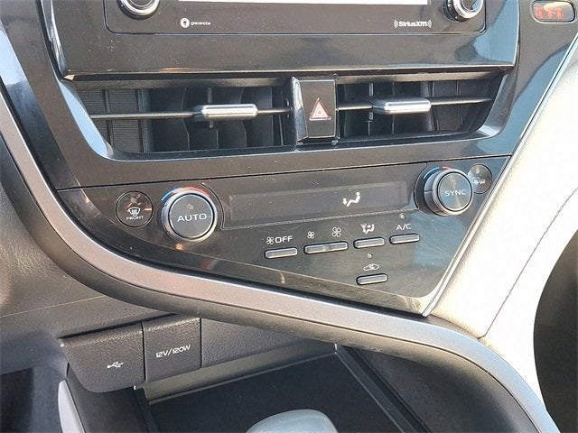 2023 Toyota Camry SE AWD