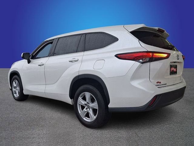 2021 Toyota Highlander LE