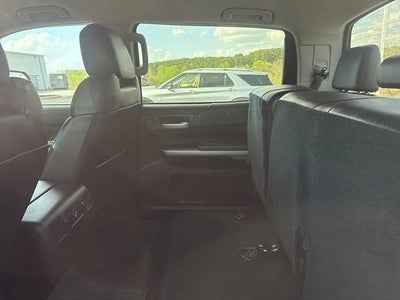 2017 Toyota Tundra 4WD SR5