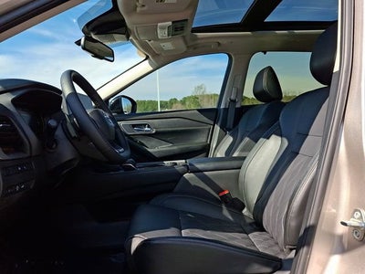 2025 Nissan Rogue Platinum Intelligent AWD