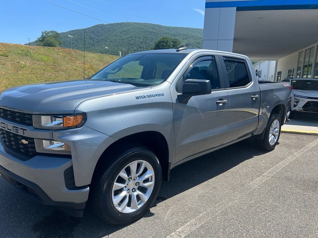 2020 Chevrolet Silverado 1500 Custom