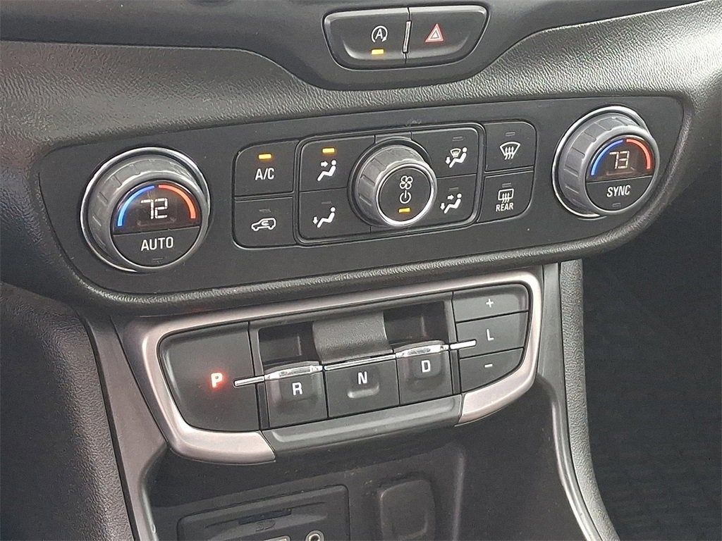 2022 GMC Terrain AT4