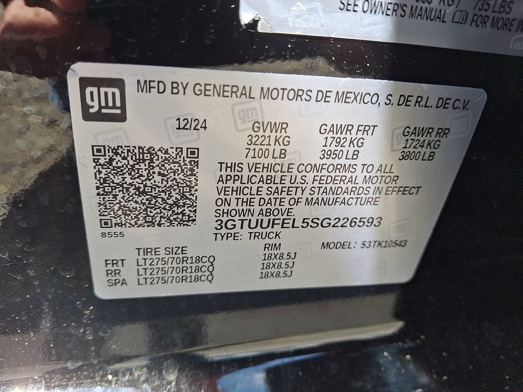 2025 GMC Sierra 1500 AT4X