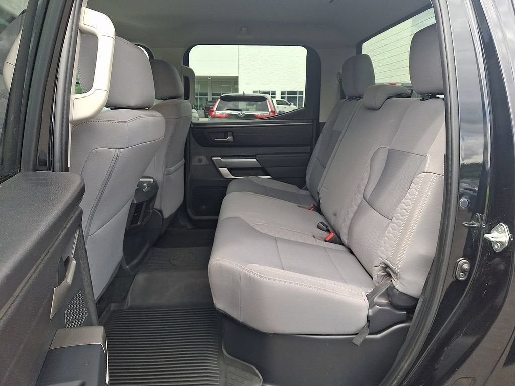 2022 Toyota Tundra 4WD SR5