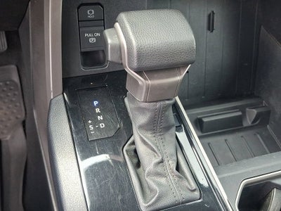 2022 Toyota Tundra 4WD SR5