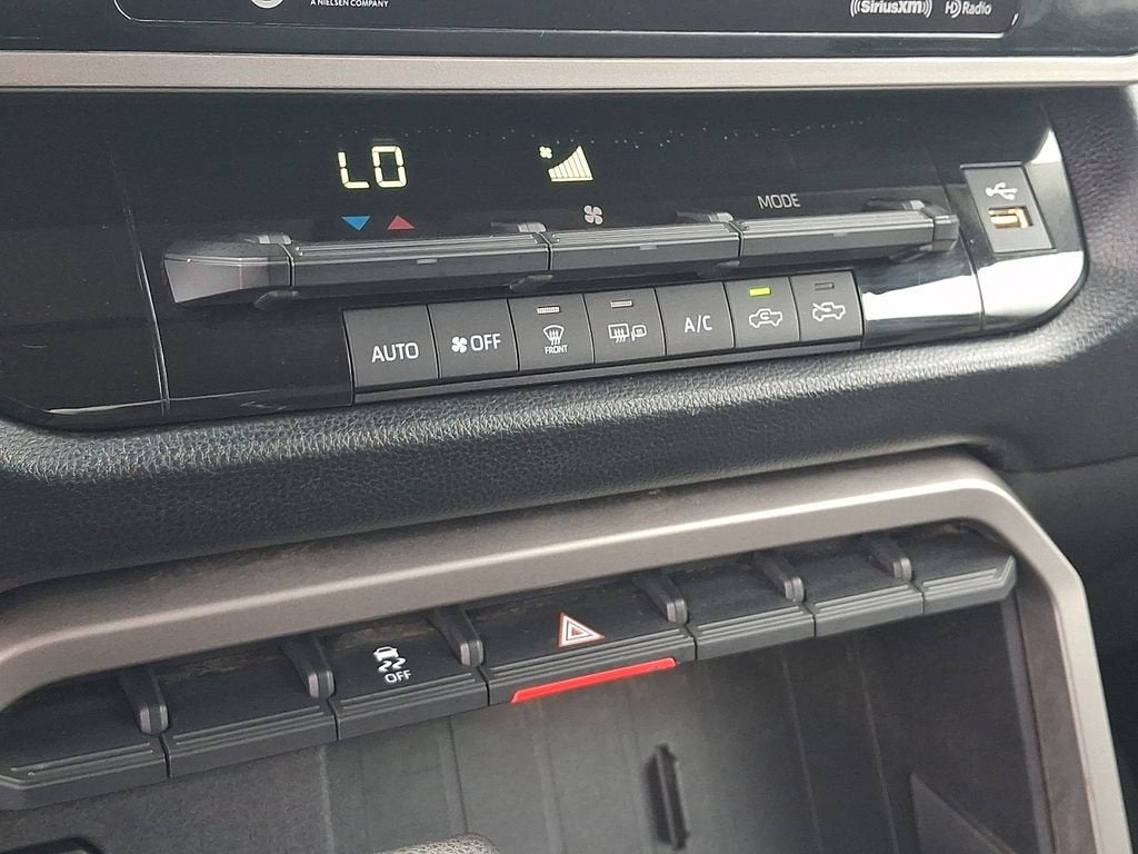 2022 Toyota Tundra 4WD SR5