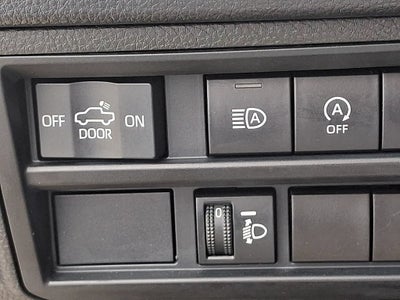 2022 Toyota Tundra 4WD SR5