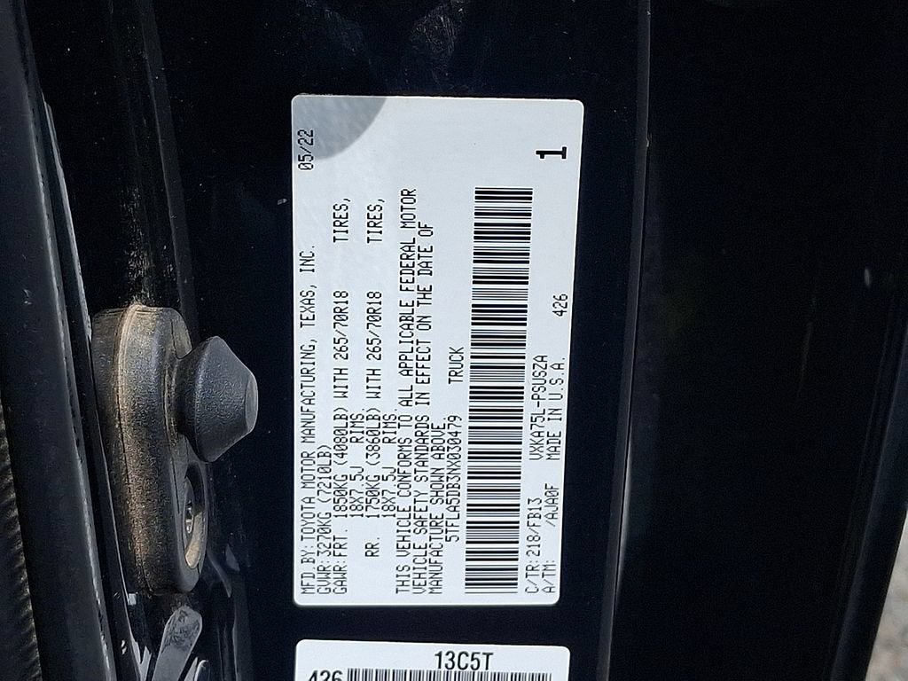 2022 Toyota Tundra 4WD SR5