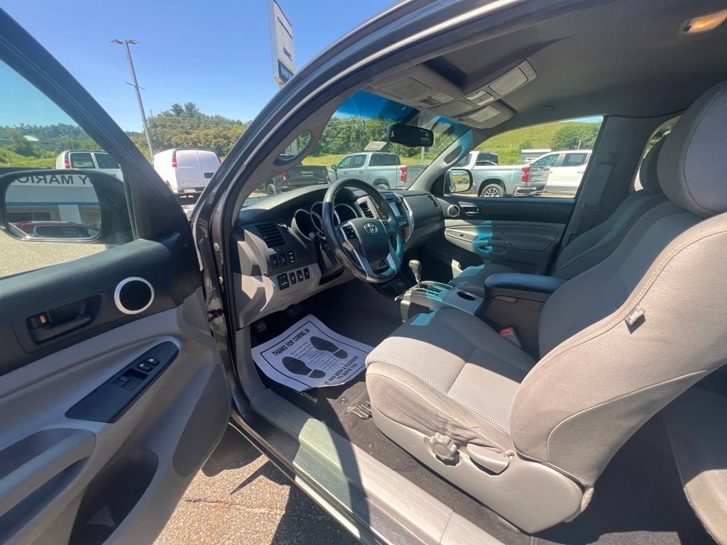 2013 Toyota Tacoma Base