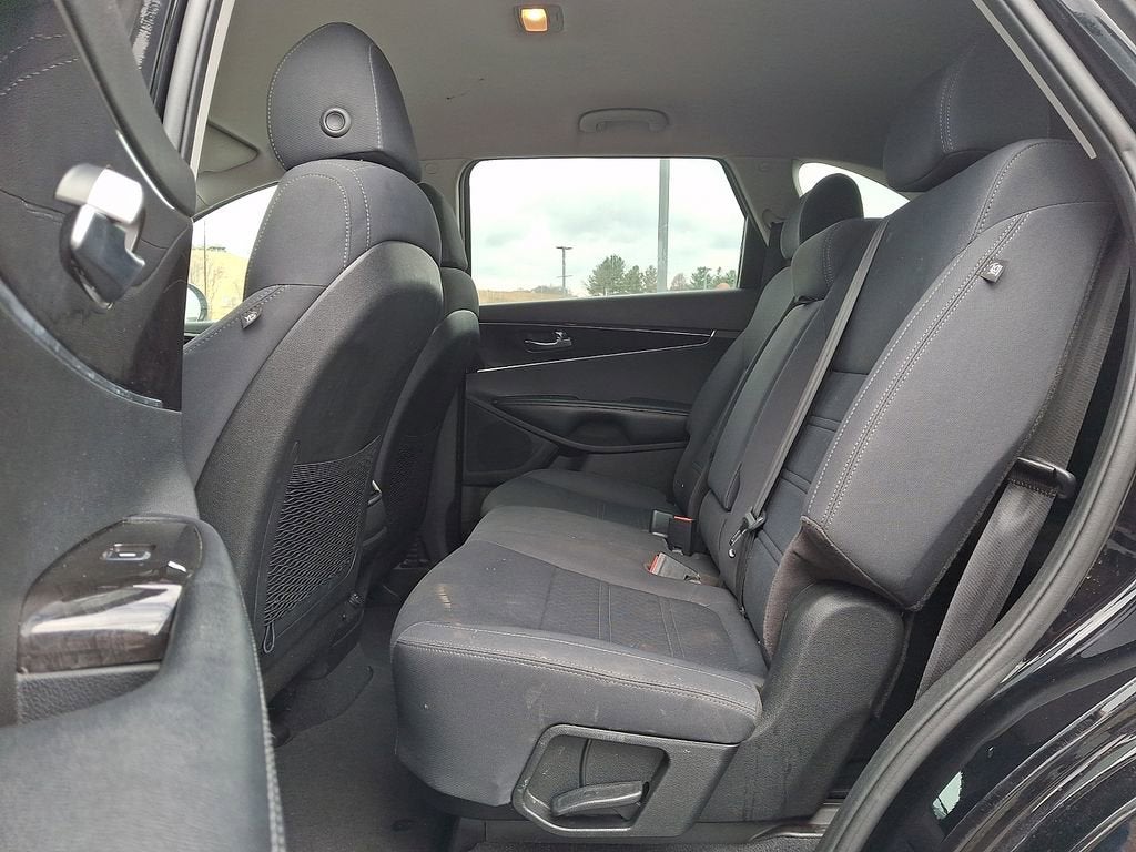 2018 Kia Sorento LX