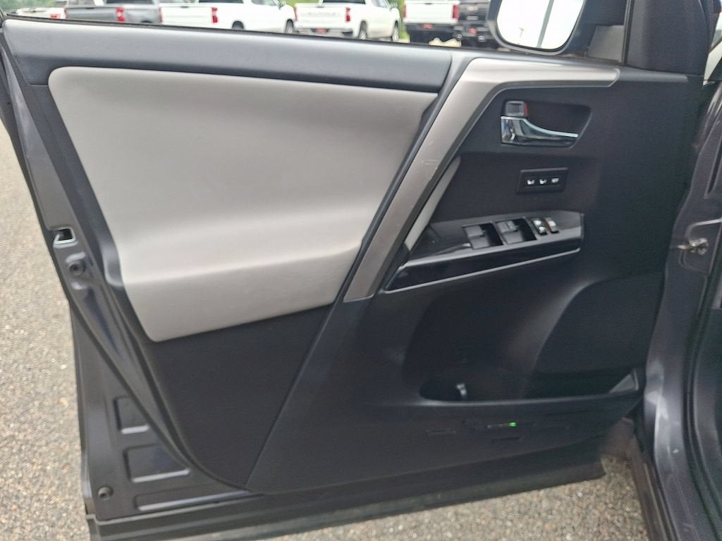 2017 Toyota RAV4 Hybrid Limited