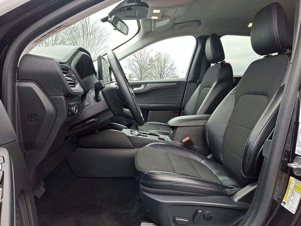 2024 Ford Escape Plug-In Hybrid Base