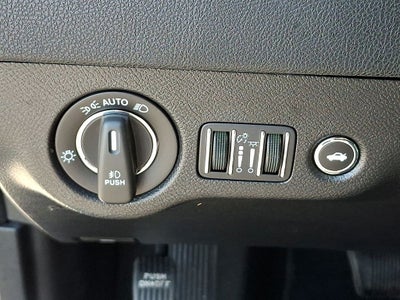 2023 Chrysler 300 Touring