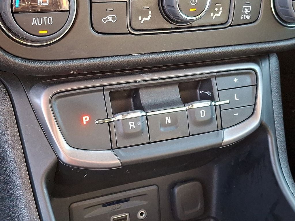 2023 GMC Terrain AT4