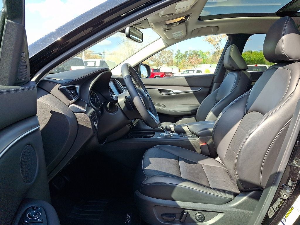 2022 INFINITI QX50 LUXE