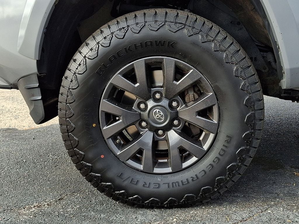 2021 Toyota Tacoma SR5 V6