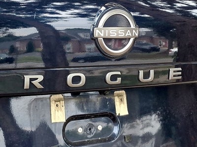 2025 Nissan Rogue SV