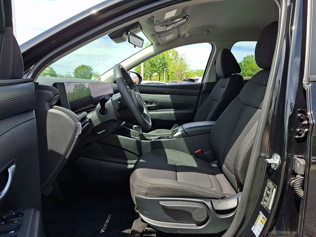 2025 Hyundai Tucson SE