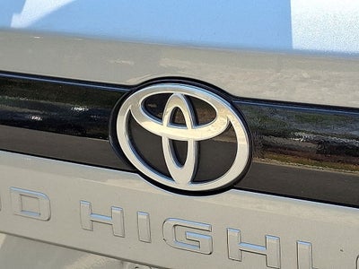 2025 Toyota Grand Highlander XLE