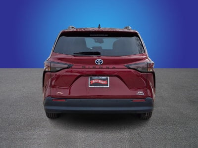 2023 Toyota Sienna XLE 7 Passenger