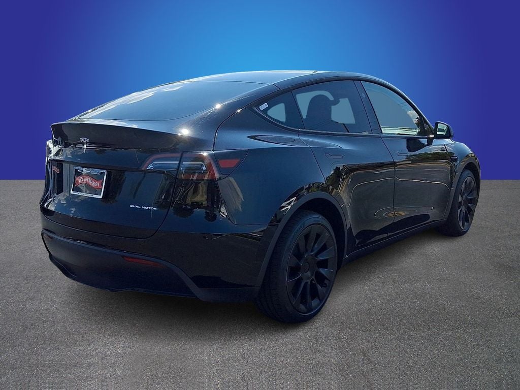 2024 Tesla Model Y Long Range