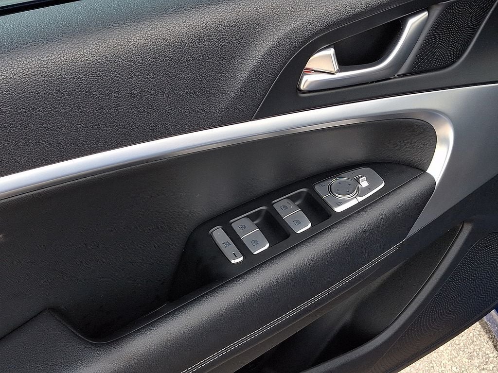 2022 Genesis G70 2.0T