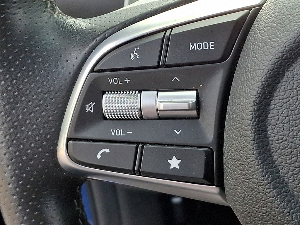 2022 Genesis G70 2.0T