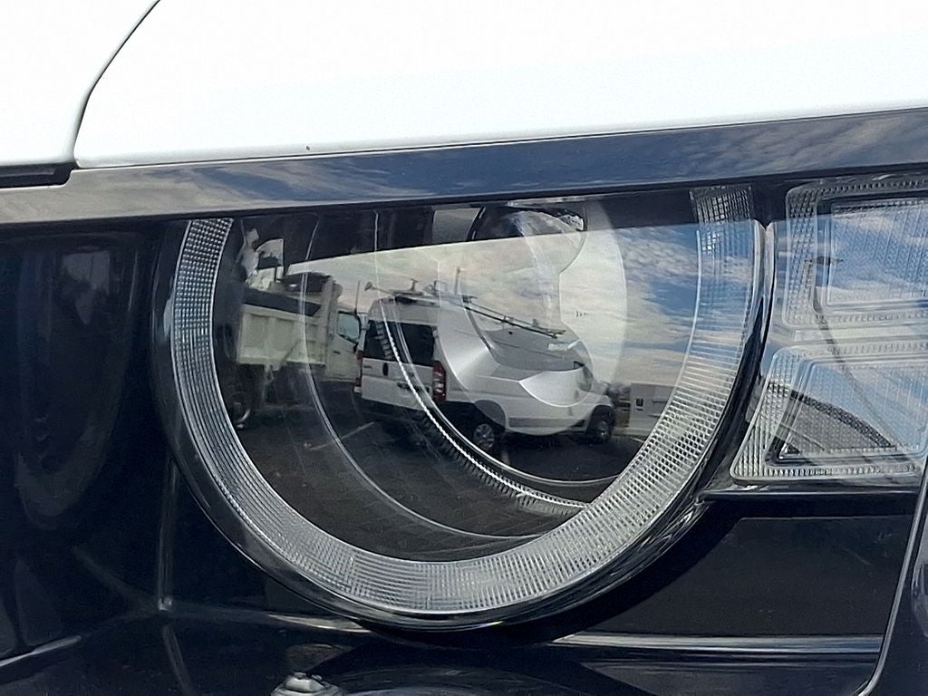 2025 Land Rover Defender 110 S