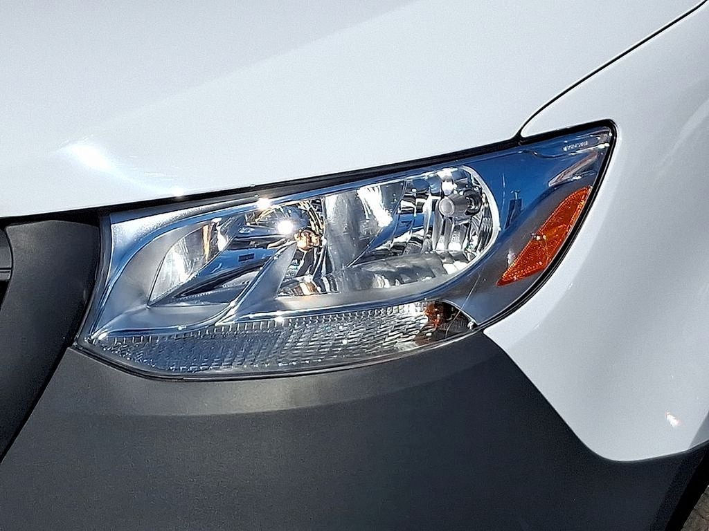 2025 Mercedes-Benz Sprinter 2500 Cargo 170 WB High Roof