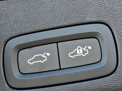 2025 Volvo XC60 B5 Core