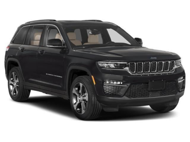 2023 Jeep Grand Cherokee Summit