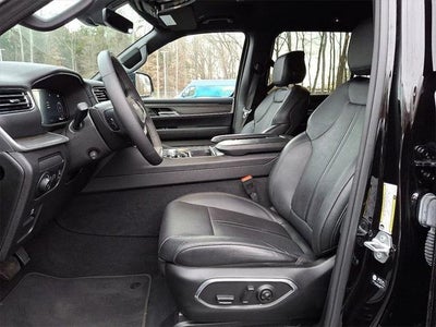 2023 Jeep Wagoneer L Series III 4x2