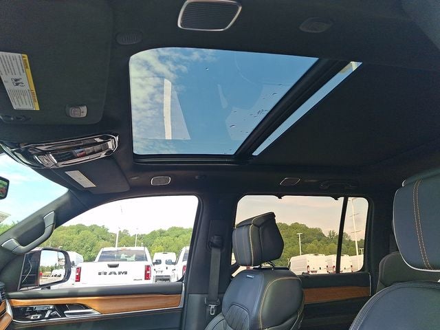 2023 Jeep Grand Wagoneer Series III 4x4