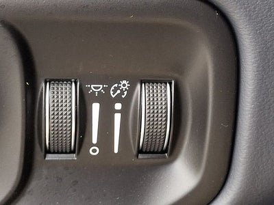 2020 RAM 1500 Limited Crew Cab 4x4 5'7' Box