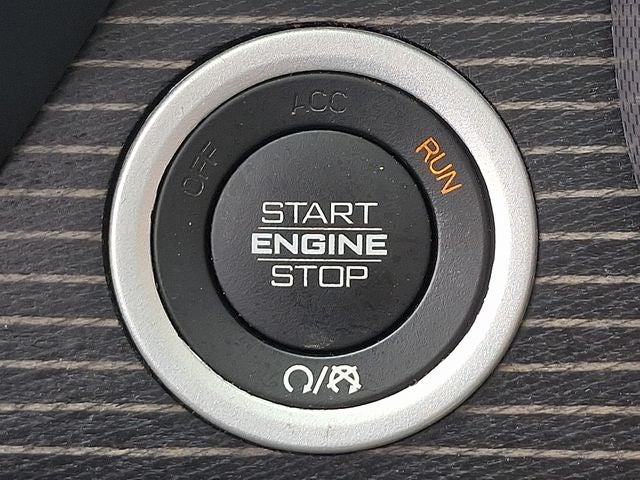 2020 RAM 1500 Limited Crew Cab 4x4 5'7' Box