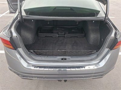 2022 Nissan Altima SR FWD