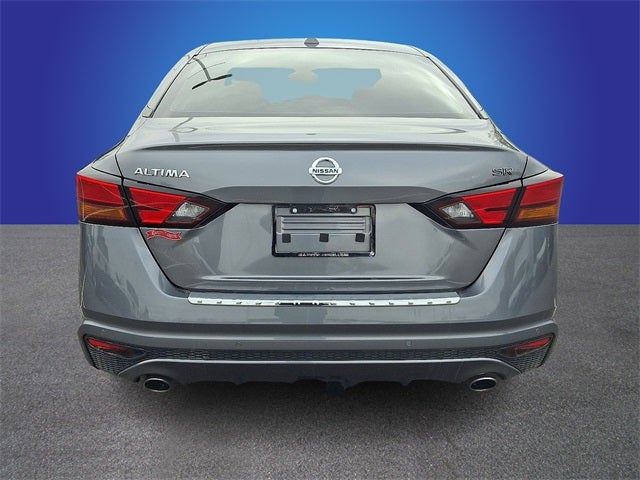 2022 Nissan Altima SR FWD