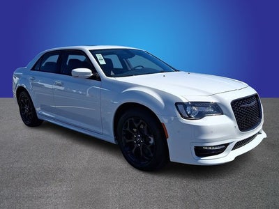 2023 Chrysler 300 Touring L AWD