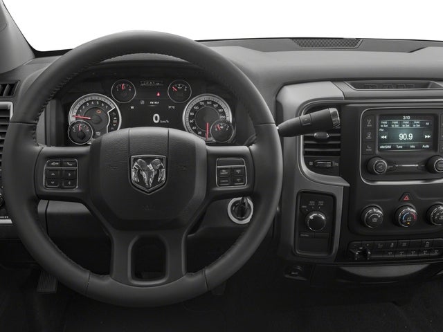 2017 RAM 3500 SLT Crew Cab 4x4 6'4' Box