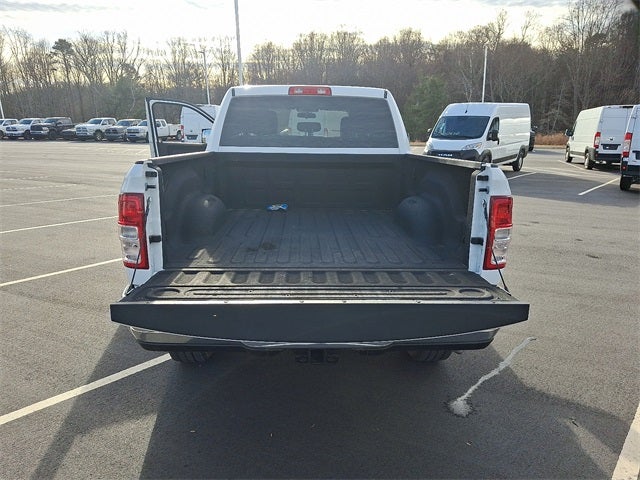 2022 RAM 2500 Tradesman Crew Cab 4x4 6'4' Box