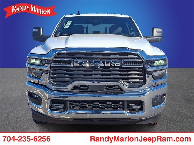 2025 RAM 3500 Tradesman/Big Horn