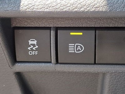 2024 Toyota Sienna XLE 8 Passenger